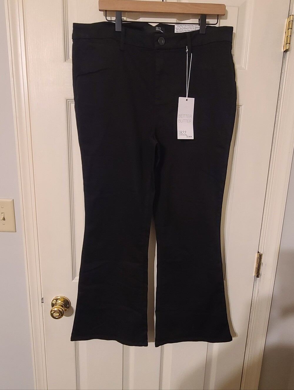 1822 Denim Black Flare Jeans